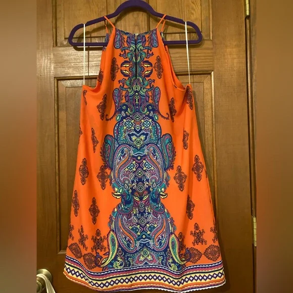 Vibrant Colored Sleeveless Keyhole/Neck Dress LARGE - Picture 3 of 11